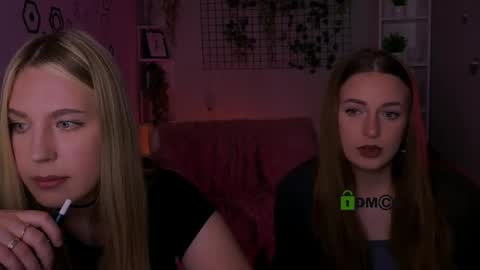 linaa_dolly online show from 05-20-26, 07:42