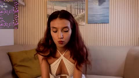 Snapshot of linaage chatting on 05-24-26, 04:23 Lina online show from 05-24-26, 04:23