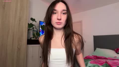 Lina online show from 12-16-25, 10:48