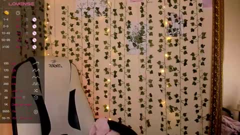 Lina online show from 02-05-26, 08:19