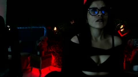 Snapshot of linagh chatting on 07-01-26, 11:56 Lina online show from 07-01-26, 11:56
