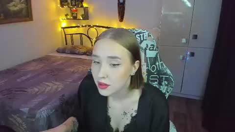 Snapshot of linatruly chatting on 06-25-26, 09:41 Lina online show from 06-25-26, 09:41
