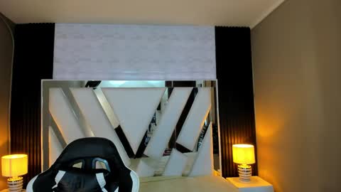  Linda  online show from 02-07-26, 06:44