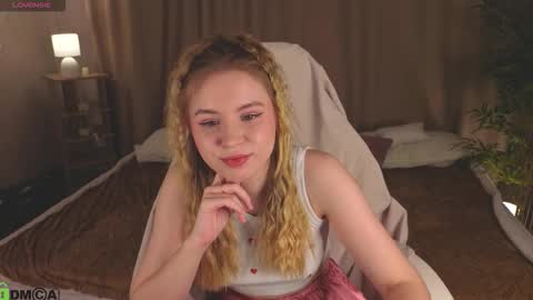 Lin online show from 02-17-26, 01:24