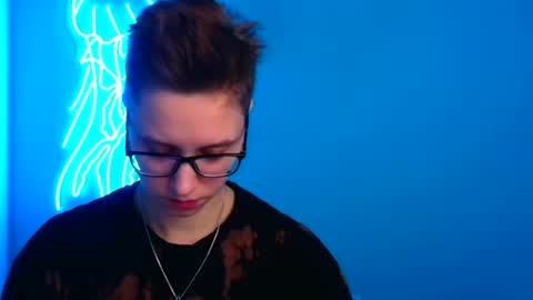 Linda online show from 03-04-25, 05:03