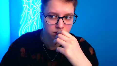 Linda online show from 03-11-25, 09:24