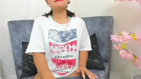 Snapshot of lindacastro2 chatting on 05-17-26, 06:48 ig linda cw2 online show from 05-17-26, 06:48