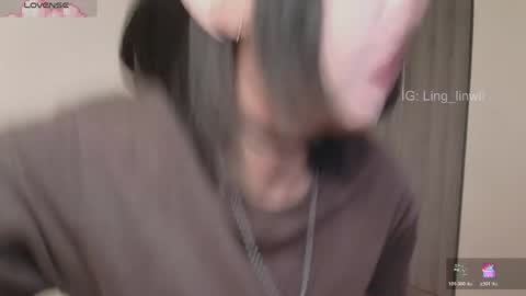 Ling online show from 04-25-26, 04:26