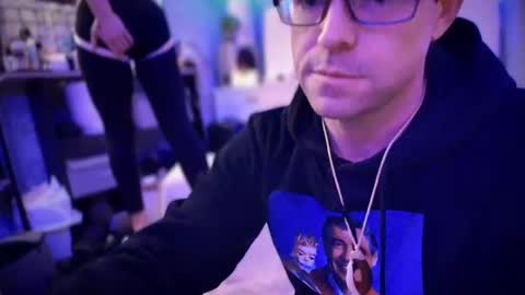 Snapshot of linuxgirlsudosu chatting on 02-04-25, 08:13 linuxgirlsudosu online show from 02-04-25, 08:13