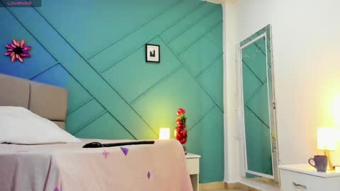 Snapshot of lirioswiitt_ chatting on 12-20-24, 11:32 lirius online show from 12-20-24, 11:32