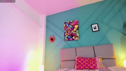 Snapshot of lirioswiitt_ chatting on 02-05-25, 11:12 lirius online show from 02-05-25, 11:12