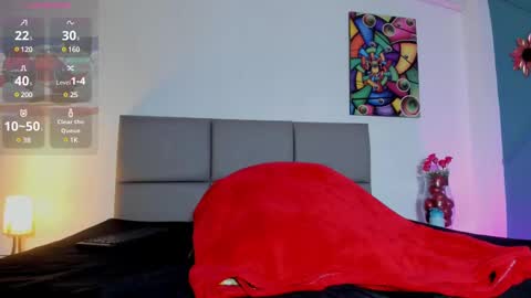 Snapshot of lirioswiitt_ chatting on 02-13-25, 02:31 lirius online show from 02-13-25, 02:31