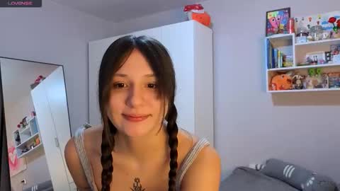 Snapshot of lisa_mzemta chatting on 01-07-26, 07:11 Lisa online show from 01-07-26, 07:11