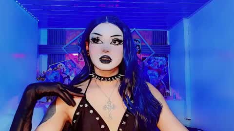 lisa_sparkleee online show from 04-28-26, 01:26