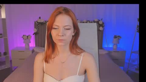 Snapshot of lisaaris chatting on 06-10-26, 10:08 Lisa Aris online show from 06-10-26, 10:08