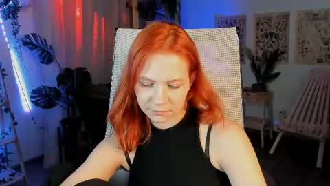 Snapshot of lisaaris chatting on 06-24-26, 09:25 Lisa Aris online show from 06-24-26, 09:25