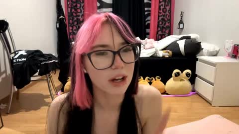 Aileen online show from 04-28-26, 07:41