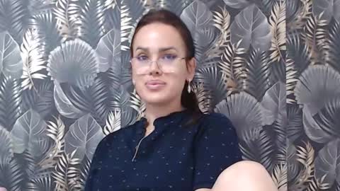 Snapshot of lisagrand chatting on 09-17-25, 02:19 Lisa Grand online show from 09-17-25, 02:19