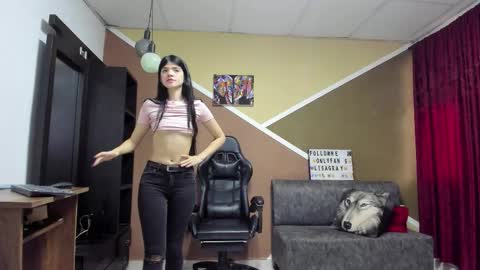 Snapshot of lisagray_1 chatting on 03-24-26, 07:30 Lisa Gray Independent Model online show from 03-24-26, 07:30