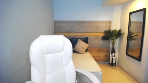 Liseth Fox online show from 12-09-24, 08:23