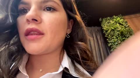 Lissa online show from 04-23-26, 12:29