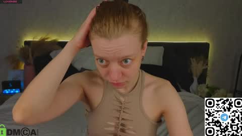 Snapshot of lissa_kitsune chatting on 04-26-26, 01:25 Lissa online show from 04-26-26, 01:25