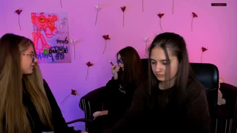 lissa_night online show from 04-07-26, 07:03