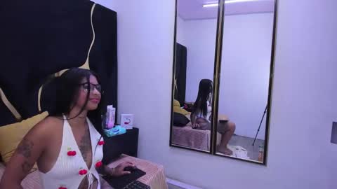 Snapshot of lissablaze chatting on 03-12-26, 04:02 Lissa online show from 03-12-26, 04:02
