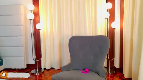 Lisseth Long  online show from 05-13-26, 01:14