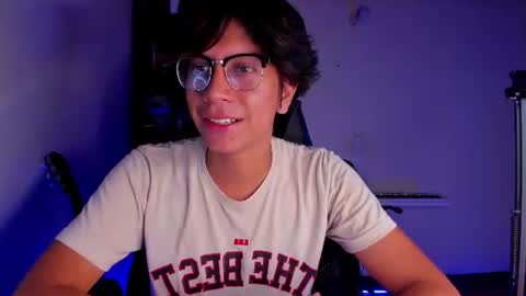 Snapshot of literateboy chatting on 07-16-26, 01:44 Literateboy online show from 07-16-26, 01:44