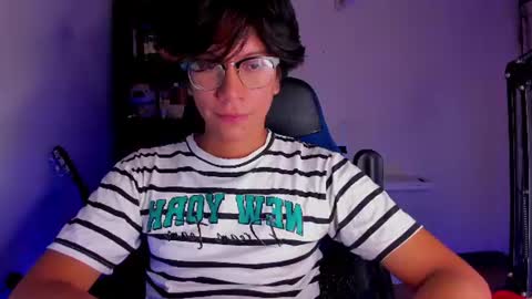 Snapshot of literateboy chatting on 07-17-26, 01:34 Literateboy online show from 07-17-26, 01:34