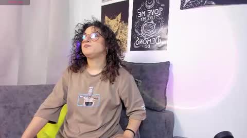 Snapshot of little__ammy chatting on 07-06-26, 10:01 little__ammy online show from 07-06-26, 10:01