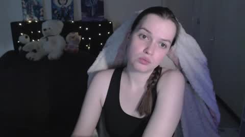 little__flowers online show from 04-12-26, 11:48