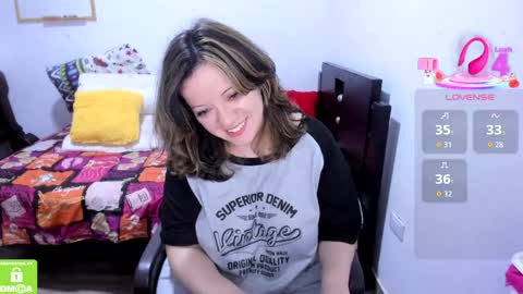 Angely online show from 04-06-26, 04:32