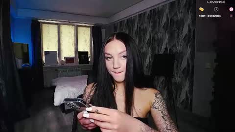 Snapshot of little_birdy chatting on 07-09-26, 11:25 Birdy online show from 07-09-26, 11:25