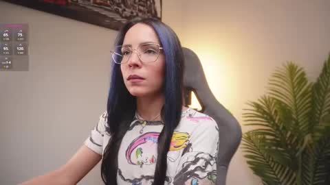 Snapshot of little_eli chatting on 03-12-26, 07:20 Help me reach 100 likes online show from 03-12-26, 07:20