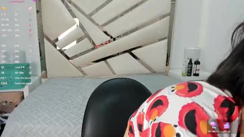 Snapshot of little_melanie chatting on 02-22-25, 12:08 little_melanie online show from 02-22-25, 12:08