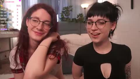 Kiki online show from 06-15-26, 02:36