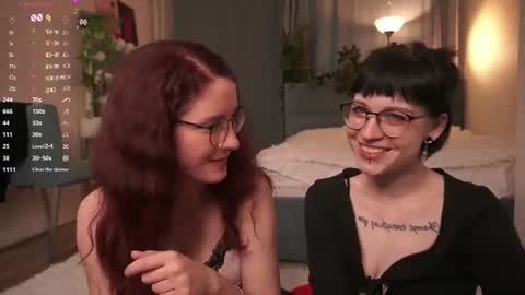 Kiki online show from 06-15-26, 09:06