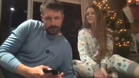 littleash33 online show from 12-21-24, 08:07