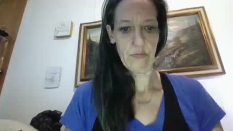 Snapshot of littlebigsquirt7945 chatting on 06-08-26, 12:05 Sady Jayne online show from 06-08-26, 12:05