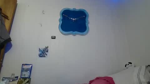Snapshot of littlebigsquirt7945 chatting on 06-09-26, 02:17 Sady Jayne online show from 06-09-26, 02:17