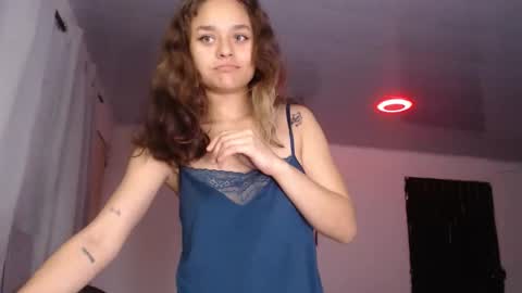 littlecheerry69 online show from 10-31-25, 08:32