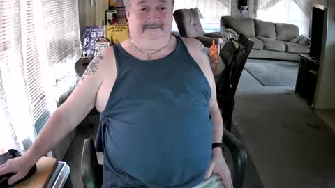 Snapshot of littled83057 chatting on 07-17-26, 06:57 Littled83057 online show from 07-17-26, 06:57