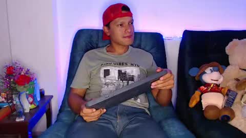 Manu online show from 07-21-26, 02:25