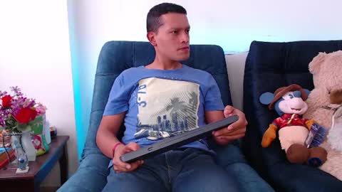 Manu online show from 07-27-26, 08:16