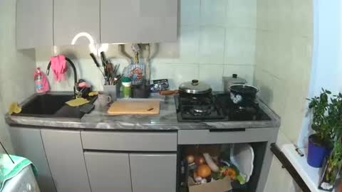 littlehappines online show from 11-19-25, 09:26