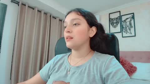Sarahs Room online show from 05-29-26, 03:04