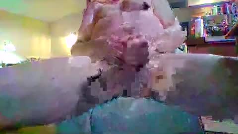 Snapshot of littlepetey17 chatting on 12-06-24, 02:46 littlepetey17 online show from 12-06-24, 02:46