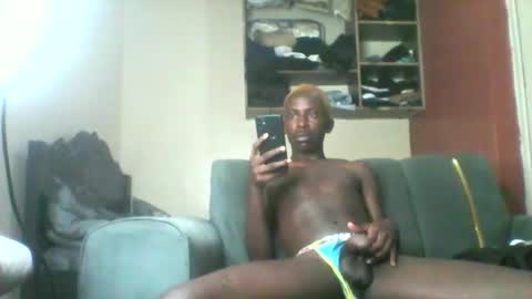 Snapshot of littlepornsexy chatting on 03-16-26, 07:18 rooney online show from 03-16-26, 07:18